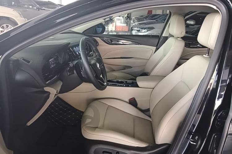 Used Buick Regal 2020 552T Elite Edition Left Front Seat