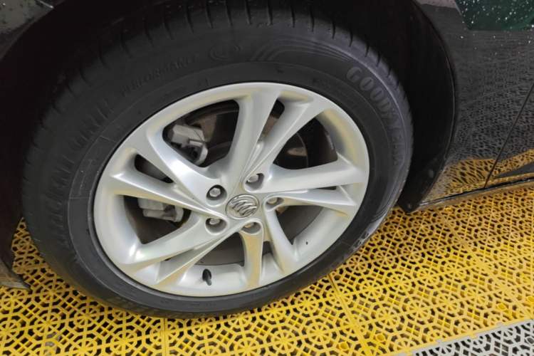 Used Buick Regal 2020 552T Luxury Version Left Front Wheel Hub