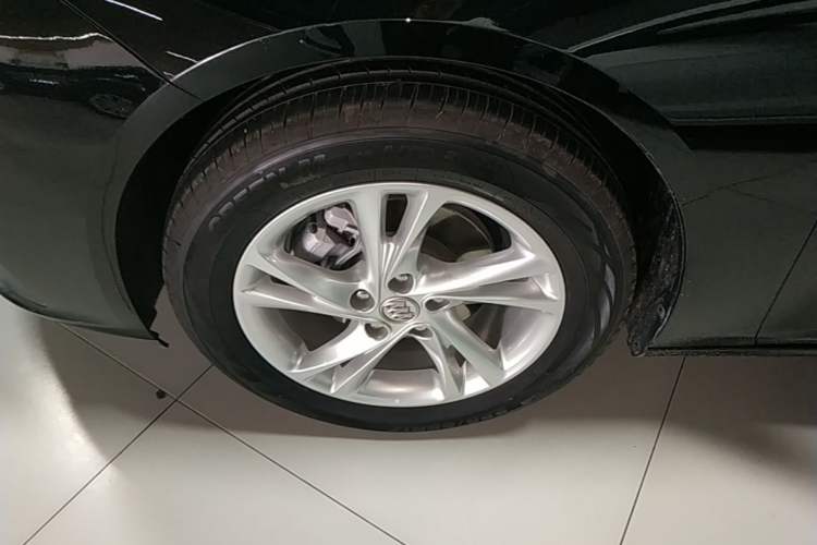Used Buick Regal 2020 552T Elite Edition Left Front Wheel Hub