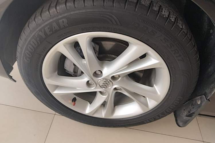 Used Buick Regal 2020 552T Elite Edition Left Front Wheel Hub