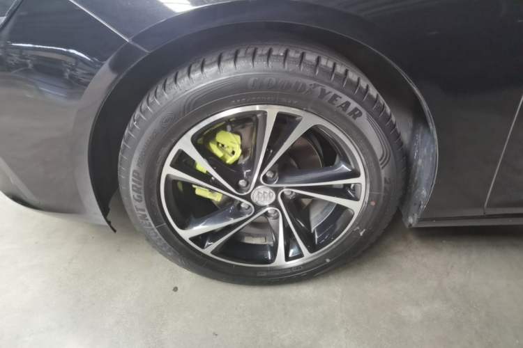 Used Buick Regal 2020 552T Elite Edition Left Front Wheel Hub