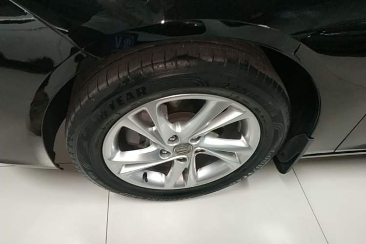 Used Buick Regal 2020 552T Elite Edition Left Front Wheel Hub