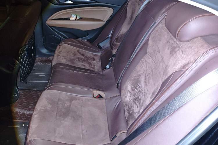 Used Buick Regal 2020 552T Luxury Version Left Rear Seat