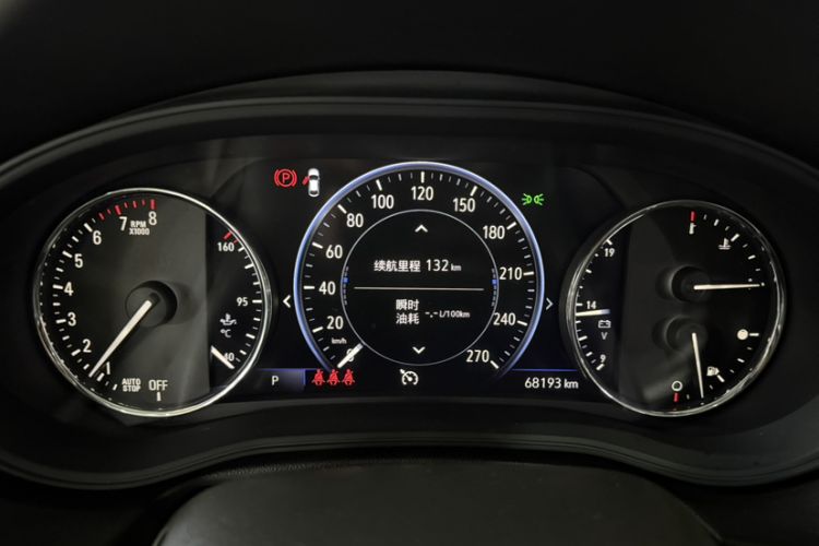 Used Buick Regal 2020 552T Luxury Version Odometer Close Up