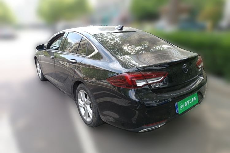 Used Buick Regal 2020 552T Luxury Version Rear Left 45 Deg