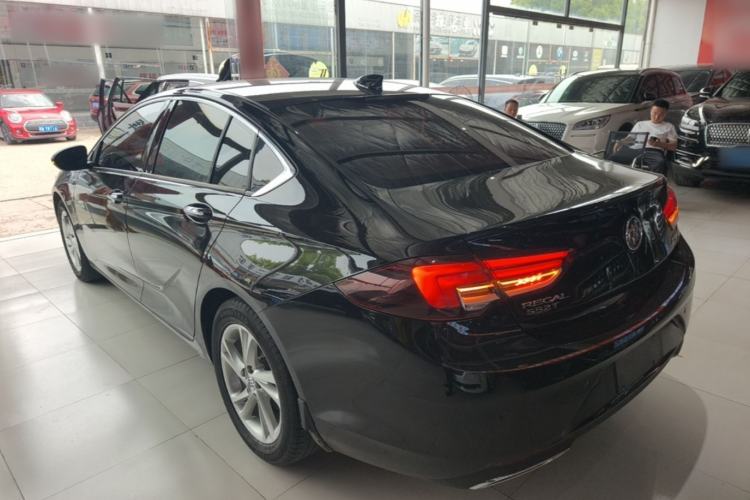 Used Buick Regal 2020 552T Elite Edition Rear Left 45 Deg