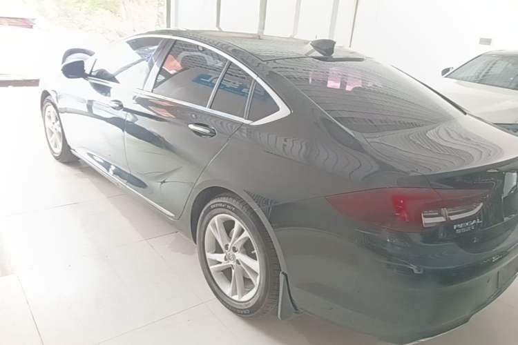 Used Buick Regal 2020 552T Elite Edition Rear Left 45 Deg