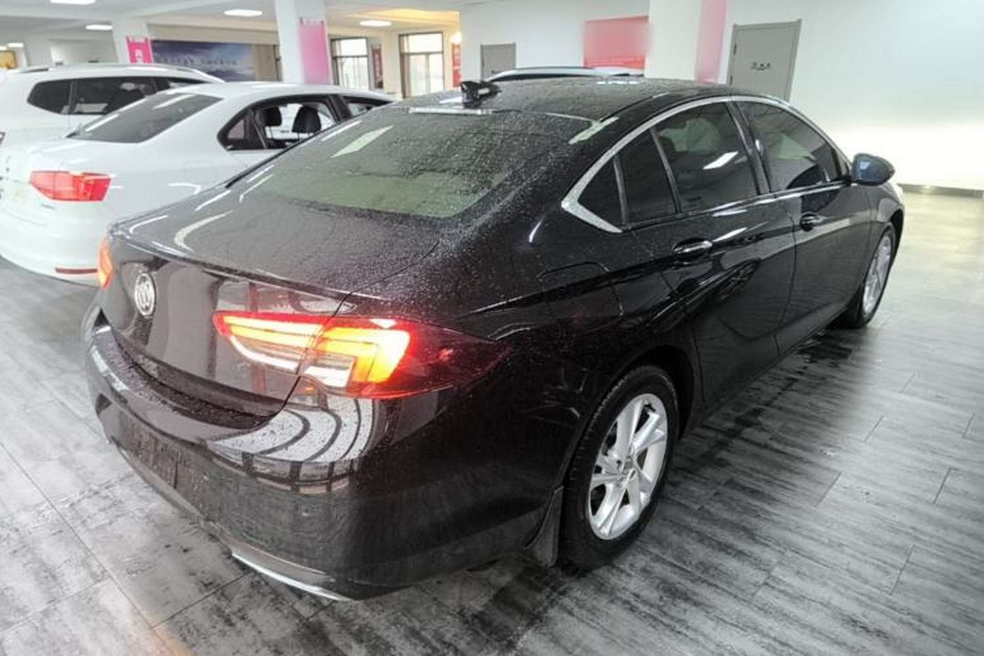 Used Buick Regal 2020 552T Elite Edition Rear Right 45 Deg