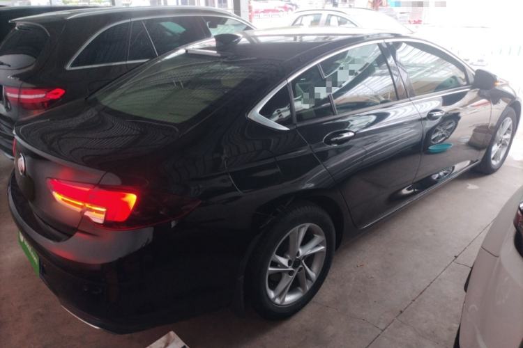 Used Buick Regal 2020 552T Elite Edition Rear Right 45 Deg