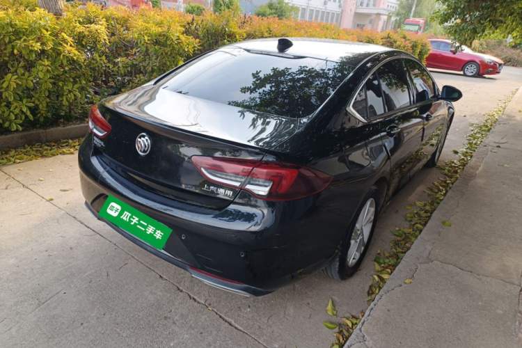 Used Buick Regal 2020 552T Elite Edition Rear Right 45 Deg