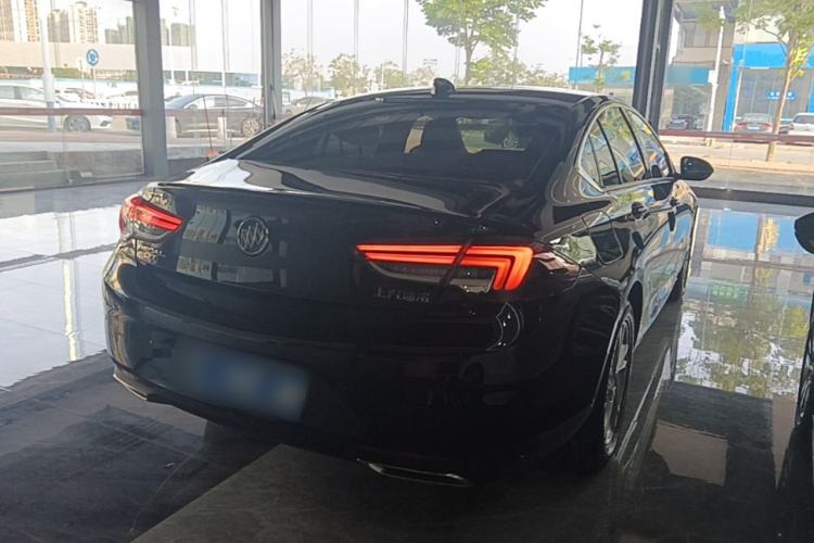 Used Buick Regal 2020 552T Elite Edition Rear Right 45 Deg