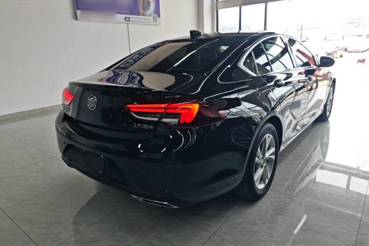 Used Buick Regal 2020 552T Elite Edition Rear Right 45 Deg