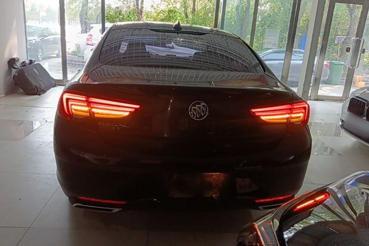 Used Buick Regal 2020 552T Elite Edition Rear