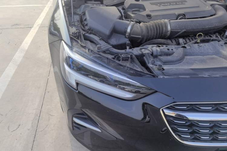 Used Buick Regal 2020 652T Elite Edition Right Front Headlight