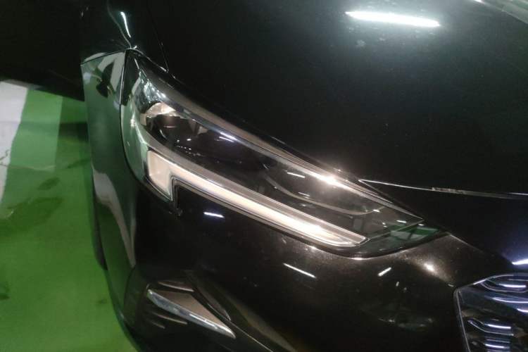 Used Buick Regal 2020 552T Elite Edition Right Front Headlight