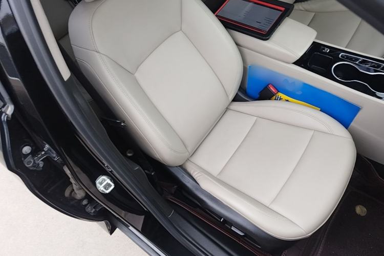 Used Buick Regal 2020 552T Elite Edition Right Front Seat