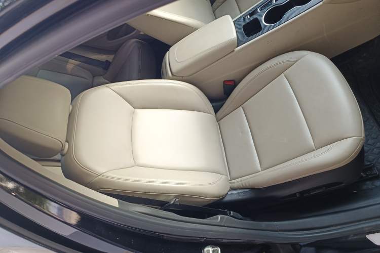 Used Buick Regal 2020 552T Elite Edition Right Front Seat