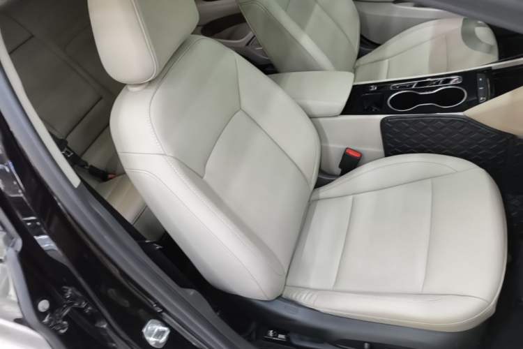 Used Buick Regal 2020 552T Elite Edition Right Front Seat