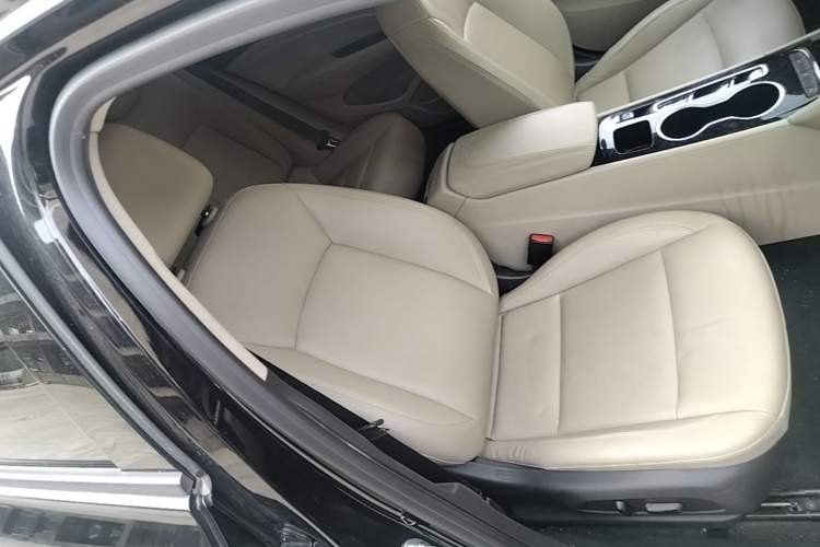 Used Buick Regal 2020 552T Elite Edition Right Front Seat