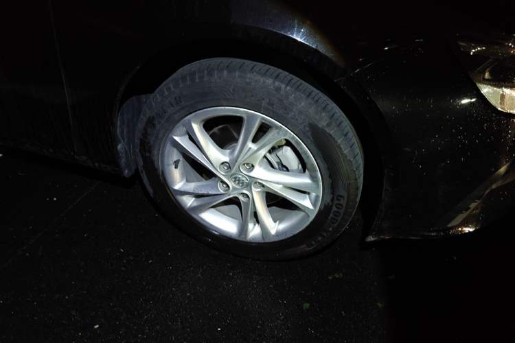 Used Buick Regal 2020 552T Luxury Version Right Front Wheel Hub