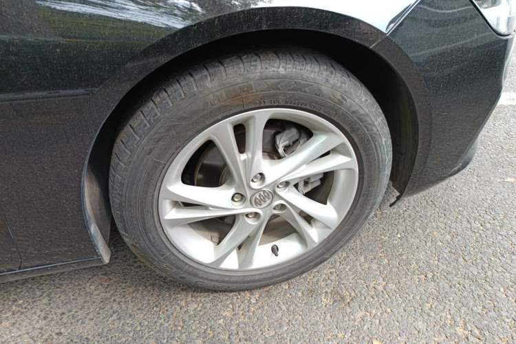 Used Buick Regal 2020 552T Luxury Version Right Front Wheel Hub