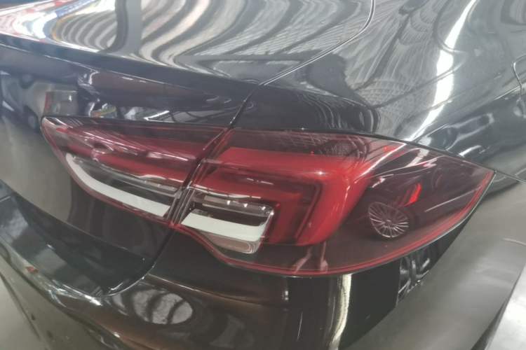 Used Buick Regal 2020 552T Elite Edition Right Rear Taillight