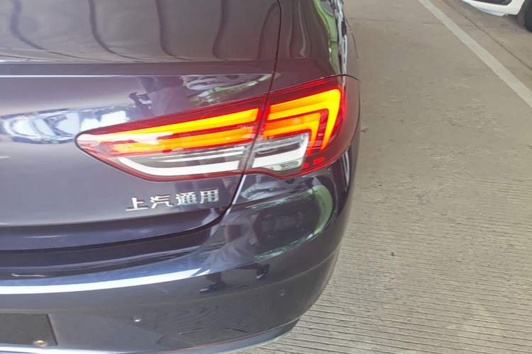 Used Buick Regal 2020 552T Elite Edition Right Rear Taillight