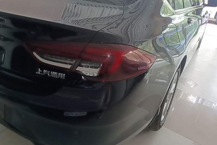 Used Buick Regal 2020 552T Elite Edition Right Rear Taillight