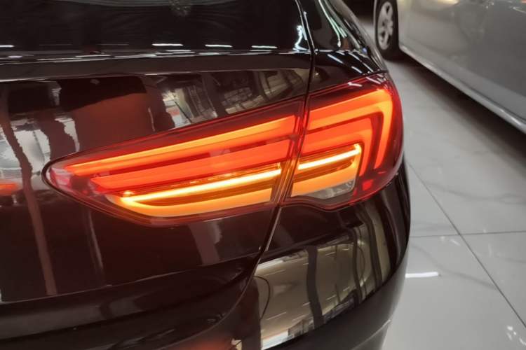 Used Buick Regal 2020 552T Elite Edition Right Rear Taillight