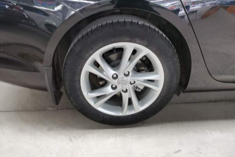 Used Buick Regal 2020 552T Luxury Version Right Rear Wheel Hub