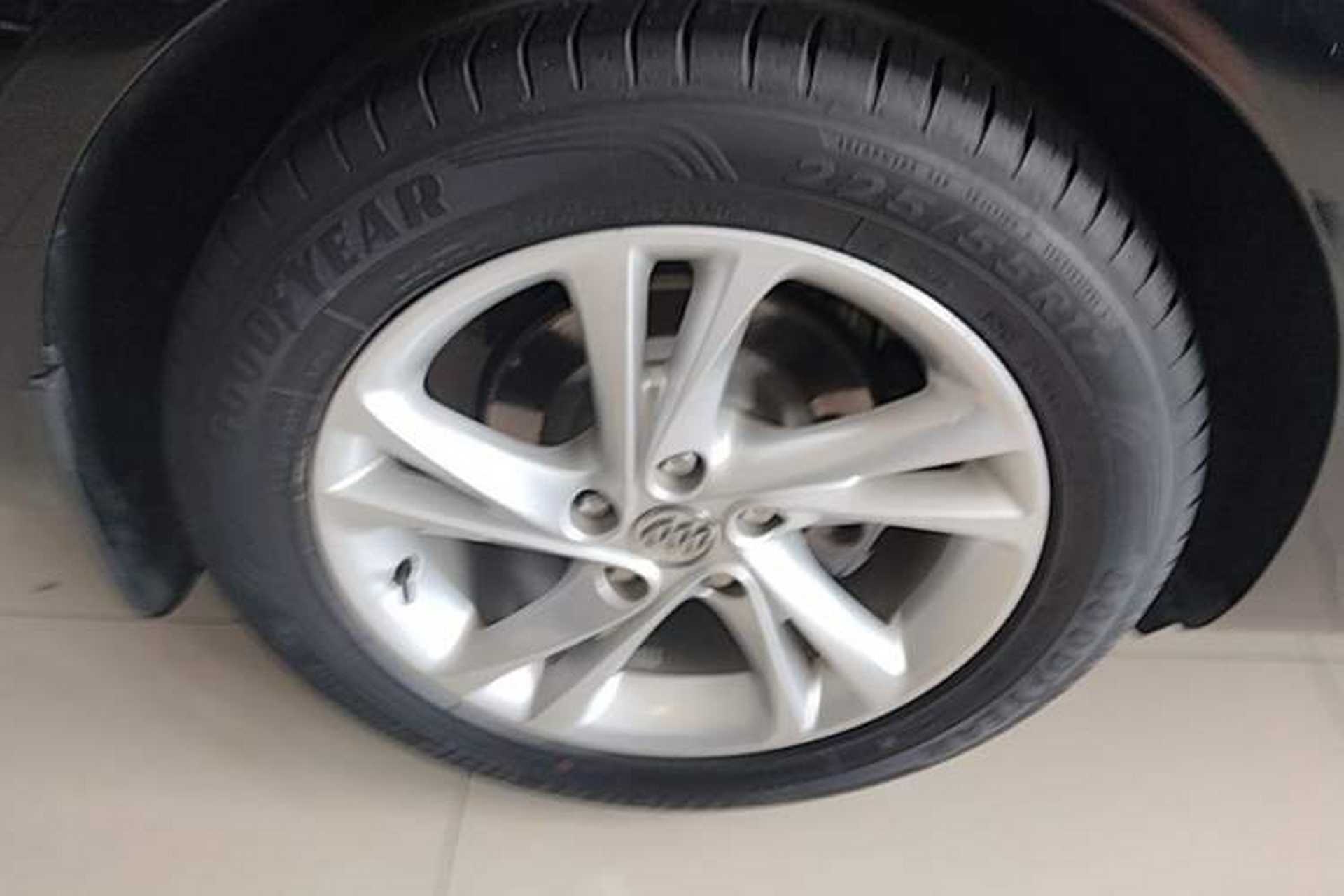 Used Buick Regal 2020 552T Elite Edition Right Rear Wheel Hub