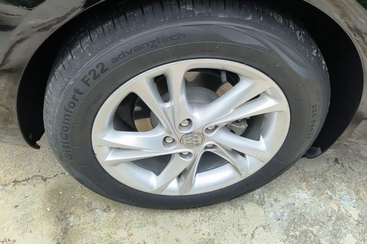 Used Buick Regal 2020 552T Luxury Version Right Rear Wheel Hub