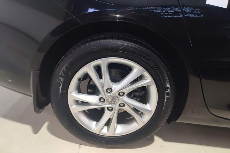 Used Buick Regal 2020 552T Luxury Version Right Rear Wheel Hub