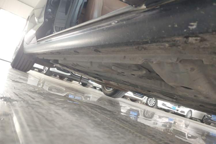 Used Buick Regal 2020 552T Luxury Version Right Side Sill