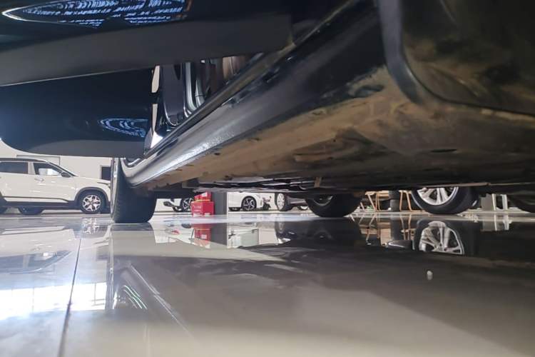 Used Buick Regal 2020 552T Luxury Version Right Side Sill