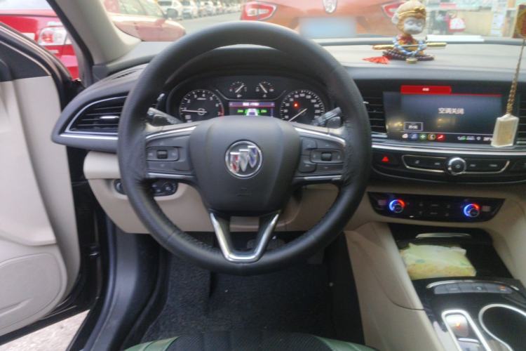 Used Buick Regal 2020 552T Elite Edition Steering Wheel