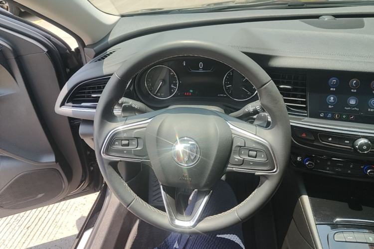 Used Buick Regal 2020 552T Luxury Version Steering Wheel