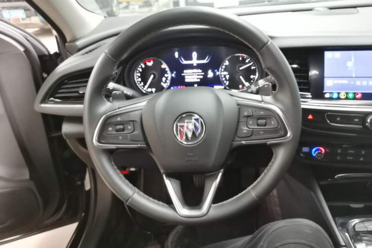 Used Buick Regal 2020 552T Luxury Version Steering Wheel