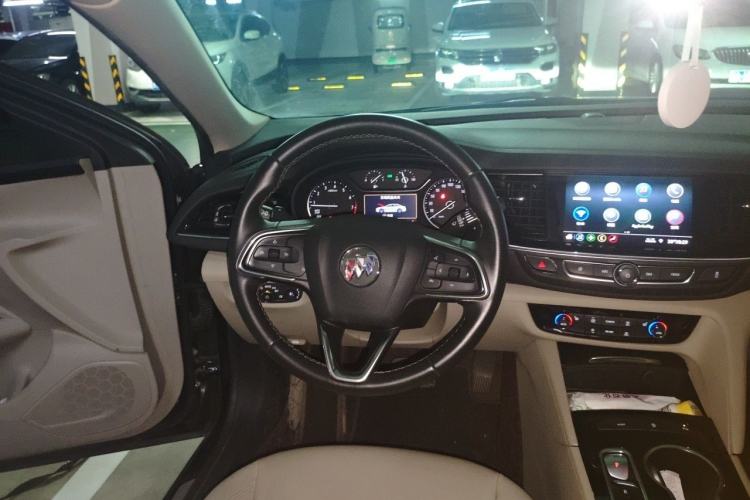 Used Buick Regal 2020 552T Elite Edition Steering Wheel