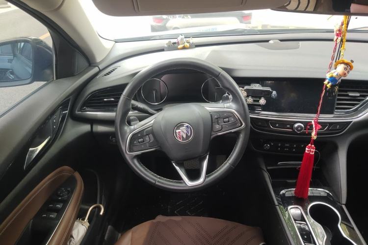 Used Buick Regal 2020 552T Luxury Version Steering Wheel