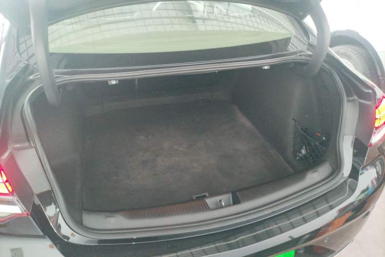Used Buick Regal 2020 552T Elite Edition Trunk