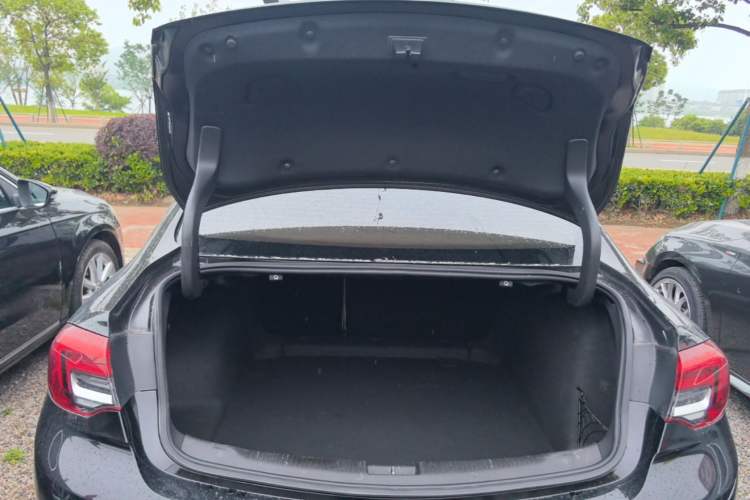 Used Buick Regal 2020 552T Elite Edition Trunk