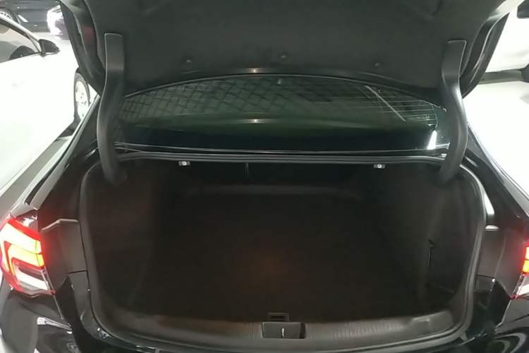 Used Buick Regal 2020 552T Elite Edition Trunk