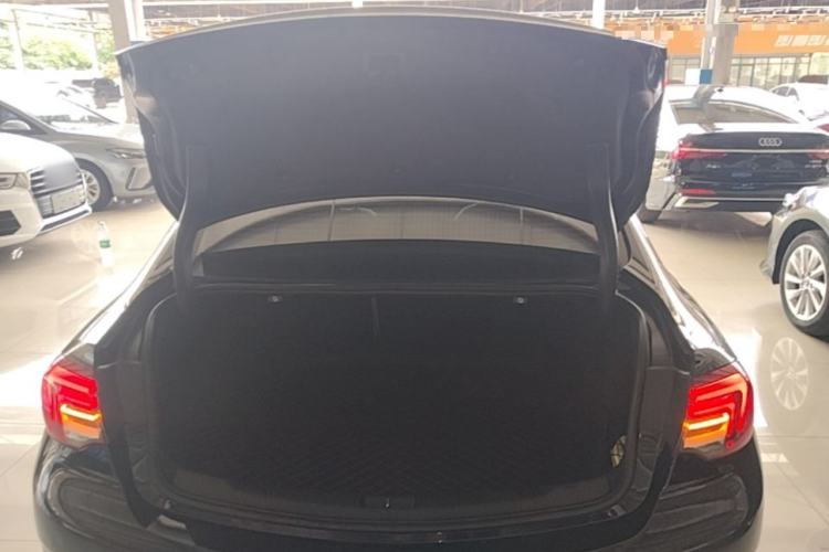 Used Buick Regal 2020 552T Elite Edition Trunk