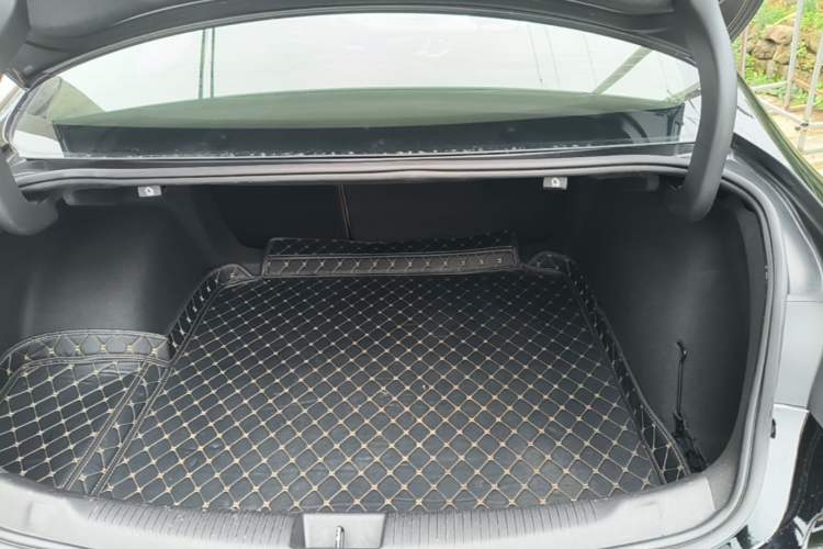Used Buick Regal 2020 552T Luxury Version Trunk