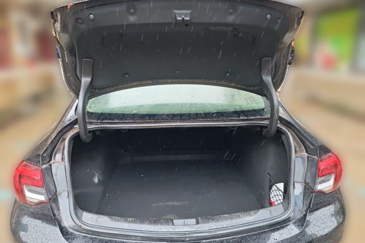 Used Buick Regal 2020 552T Luxury Version Trunk