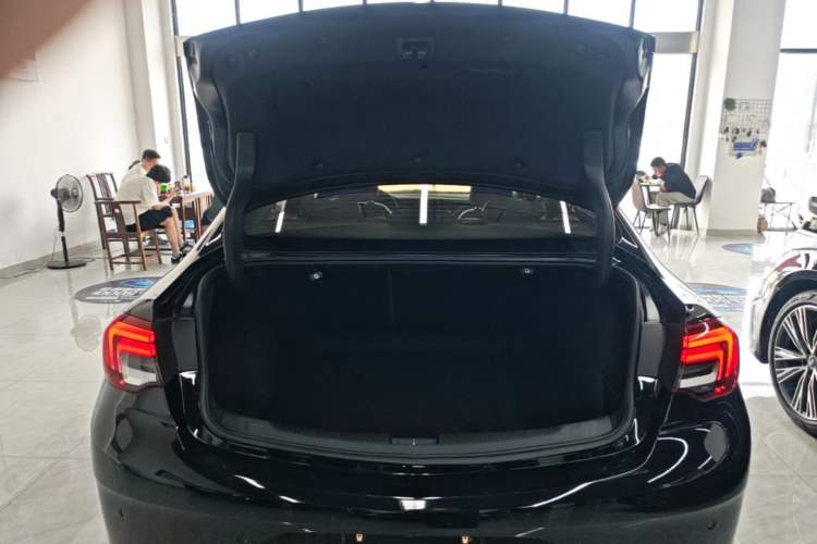 Used Buick Regal 2020 552T Elite Edition Trunk