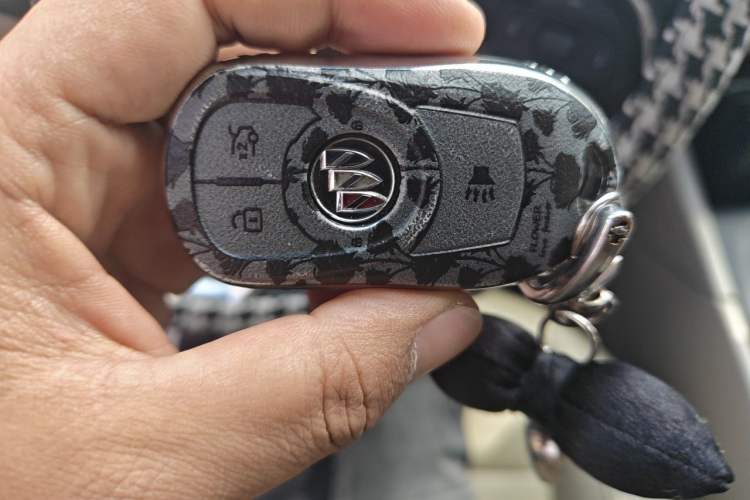 Used Buick Regal 2020 552T Elite Edition Vehicle Key