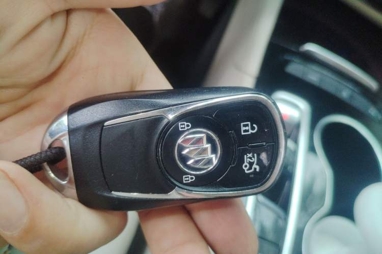 Used Buick Regal 2020 552T Elite Edition Vehicle Key