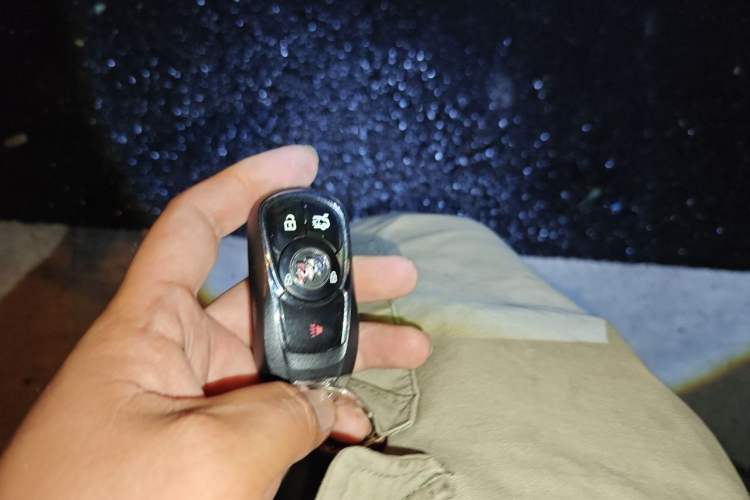Used Buick Regal 2020 552T Luxury Version Vehicle Key